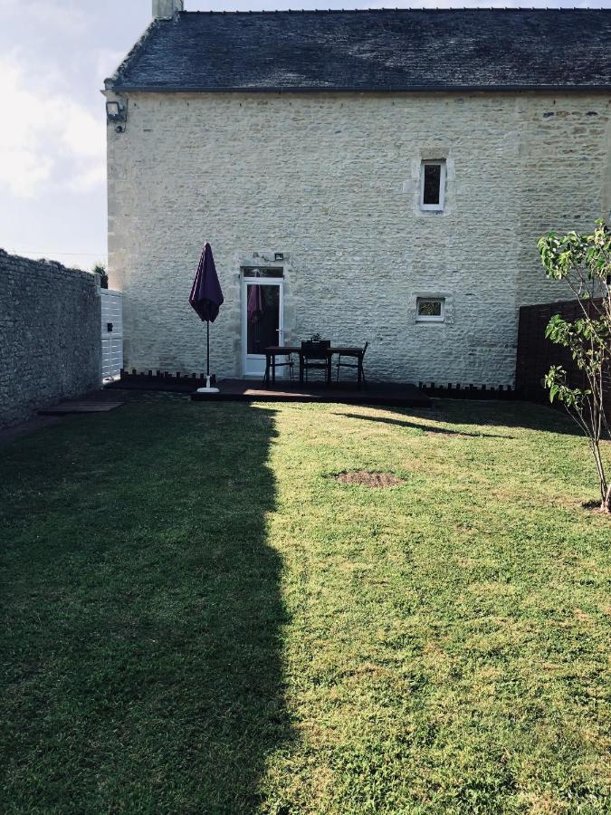 Gîte à 1,5 km des plages du débarquement Tracy-sur-Mer Esterno foto